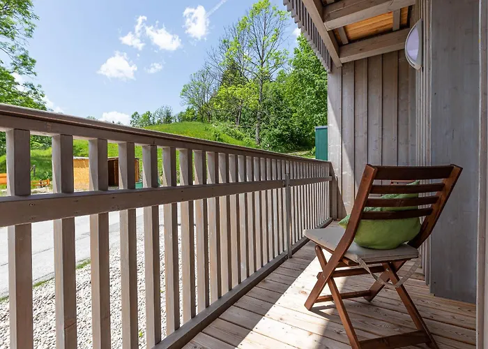 Grimming By Keyone Tauplitz