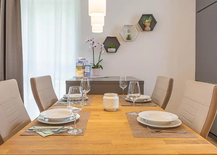 Grimming By Keyone *