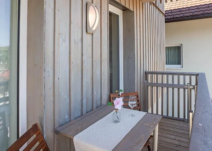 Apartment Grimming By Keyone *