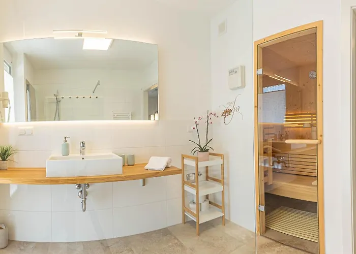 Apartment Grimming By Keyone Tauplitz